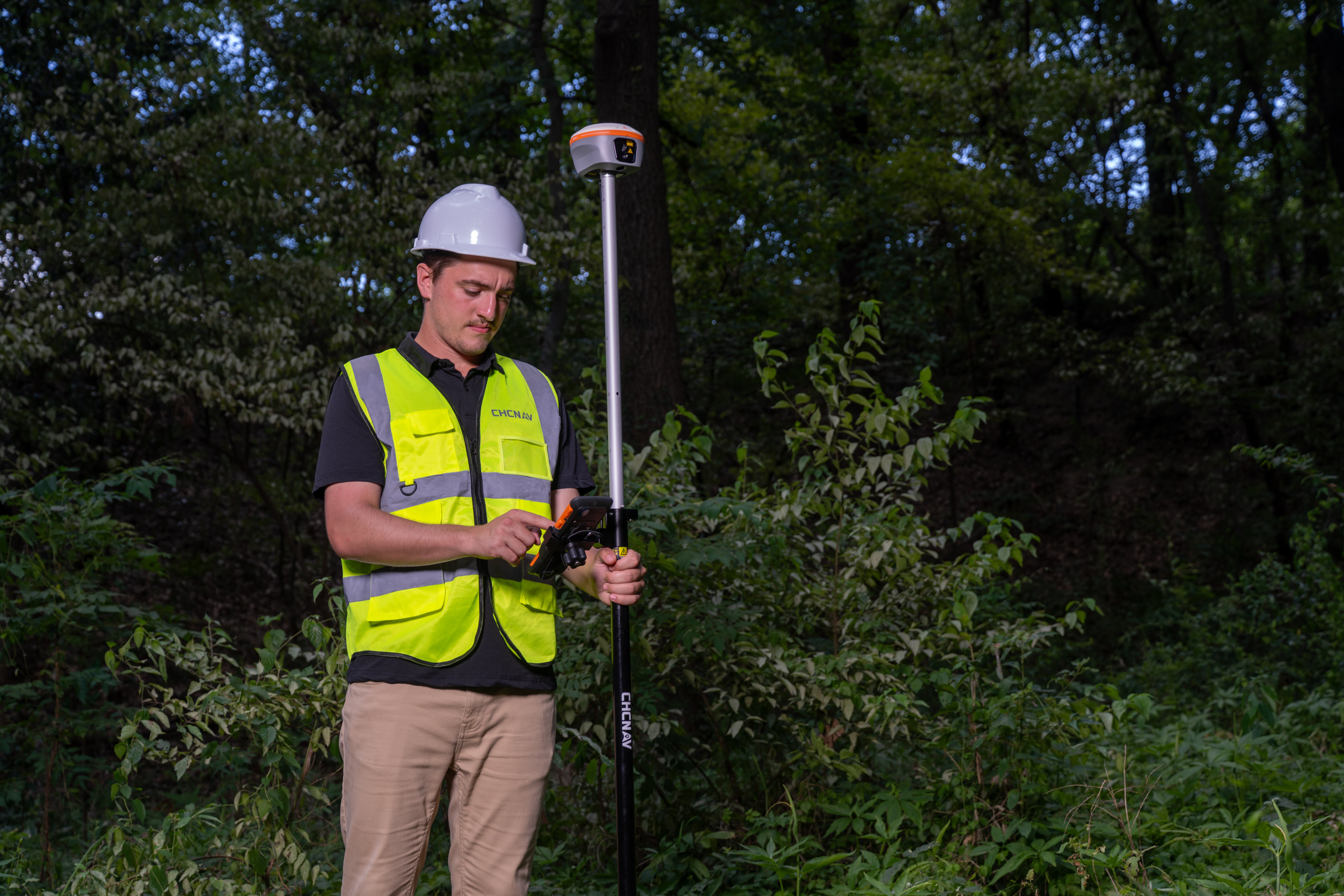 GNSS CHCNAV i85 application topo forestière